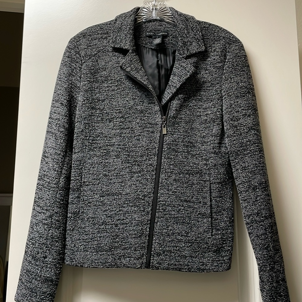 Women’s Blazer black and white, asymmetrical zipper